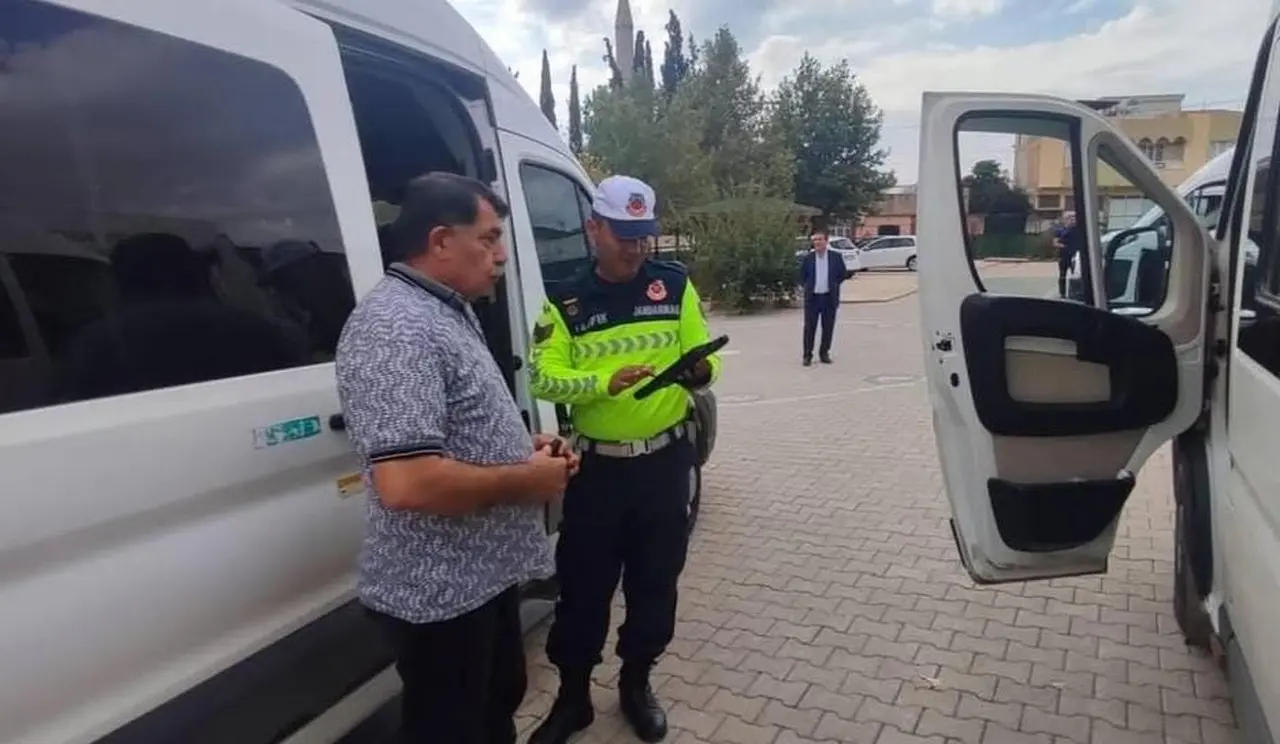 Kilis’te okul çevrelerinde jandarma ekiplerinden güvenlik denetimi