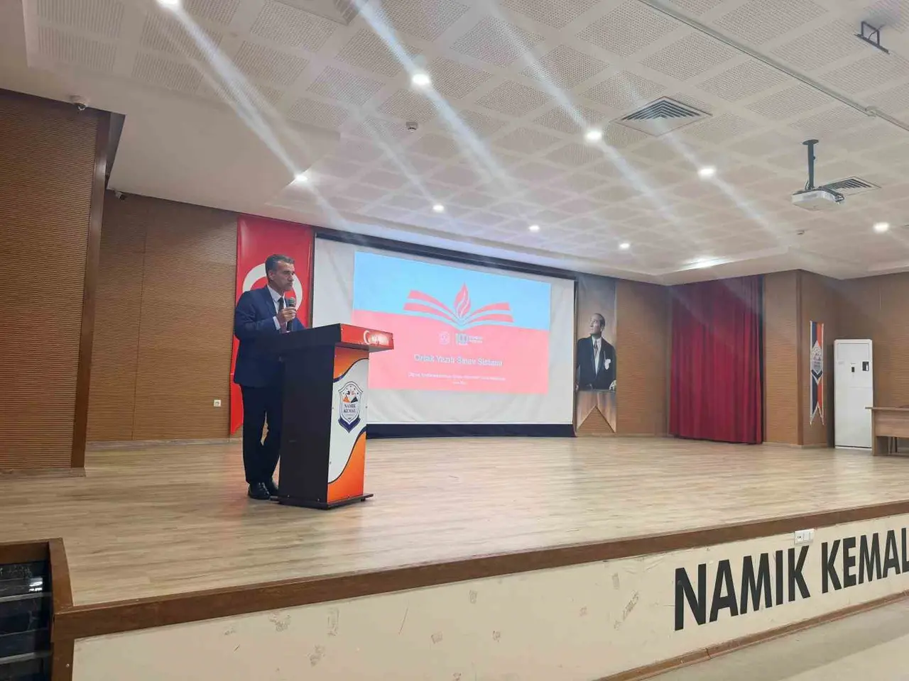Okul müdürlerine ortak sınav sistemi tanıtıldı