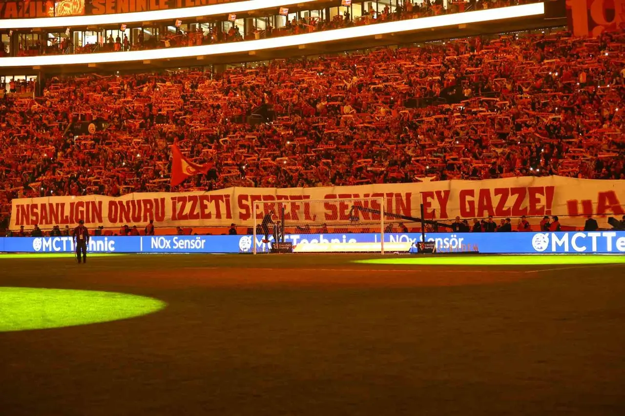 Galatasaray’da tek değişiklik