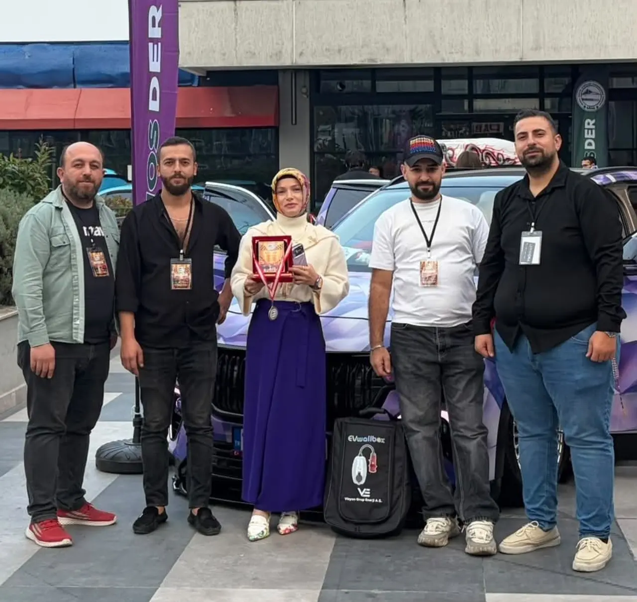 Bursa’da modifiye araçlar görücüye çıktı: "Modifiye suç değil, yaşam tarzımızdır"