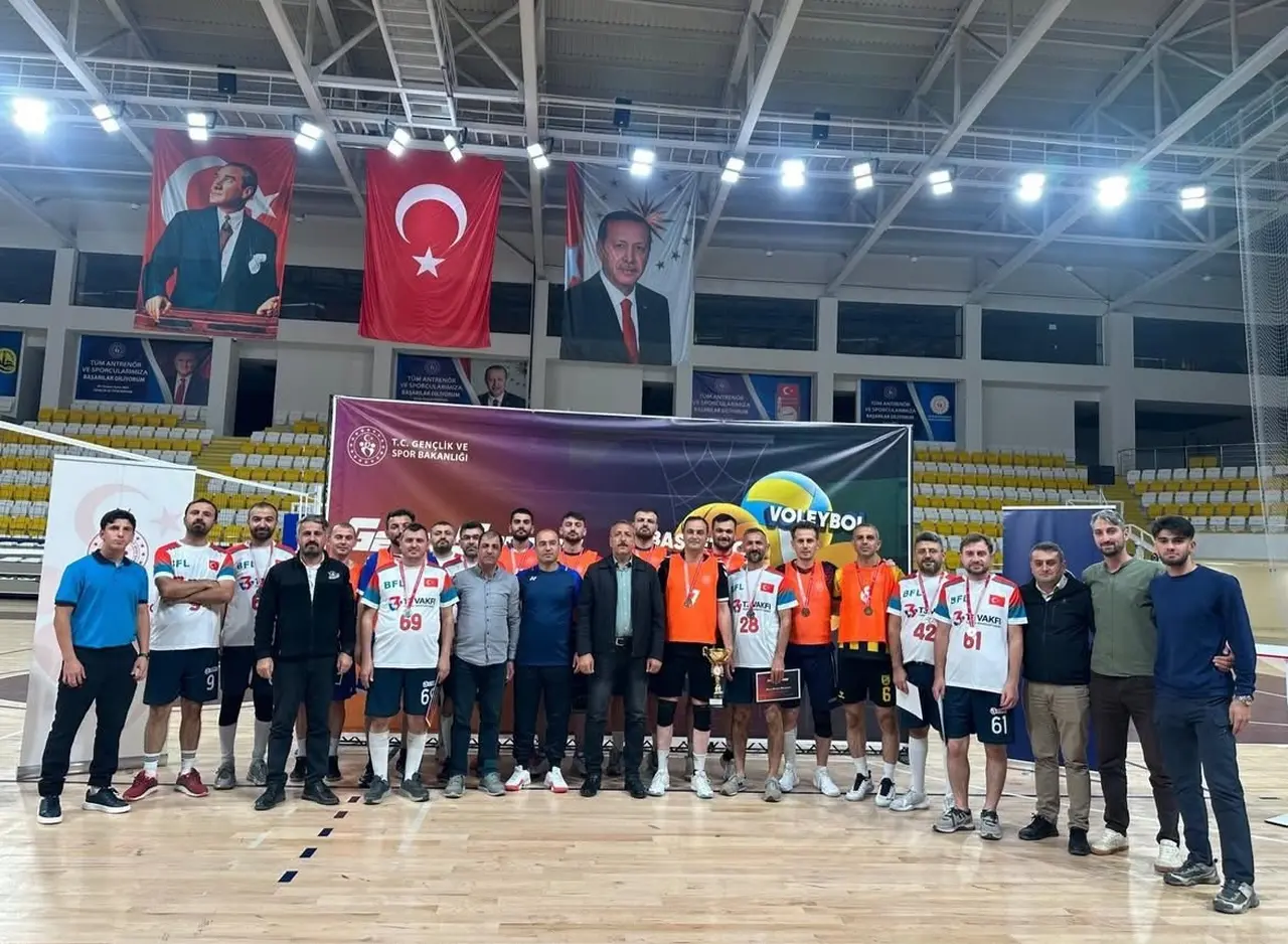 Kamu Spor Oyunları Voleybol İl Birinciliği tamamlandı