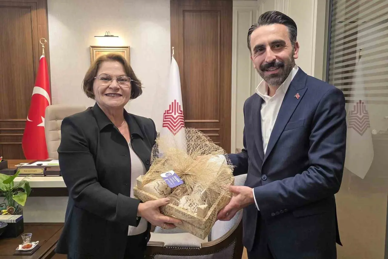 Didim’de vakıflar arazisi için imzalar atıldı