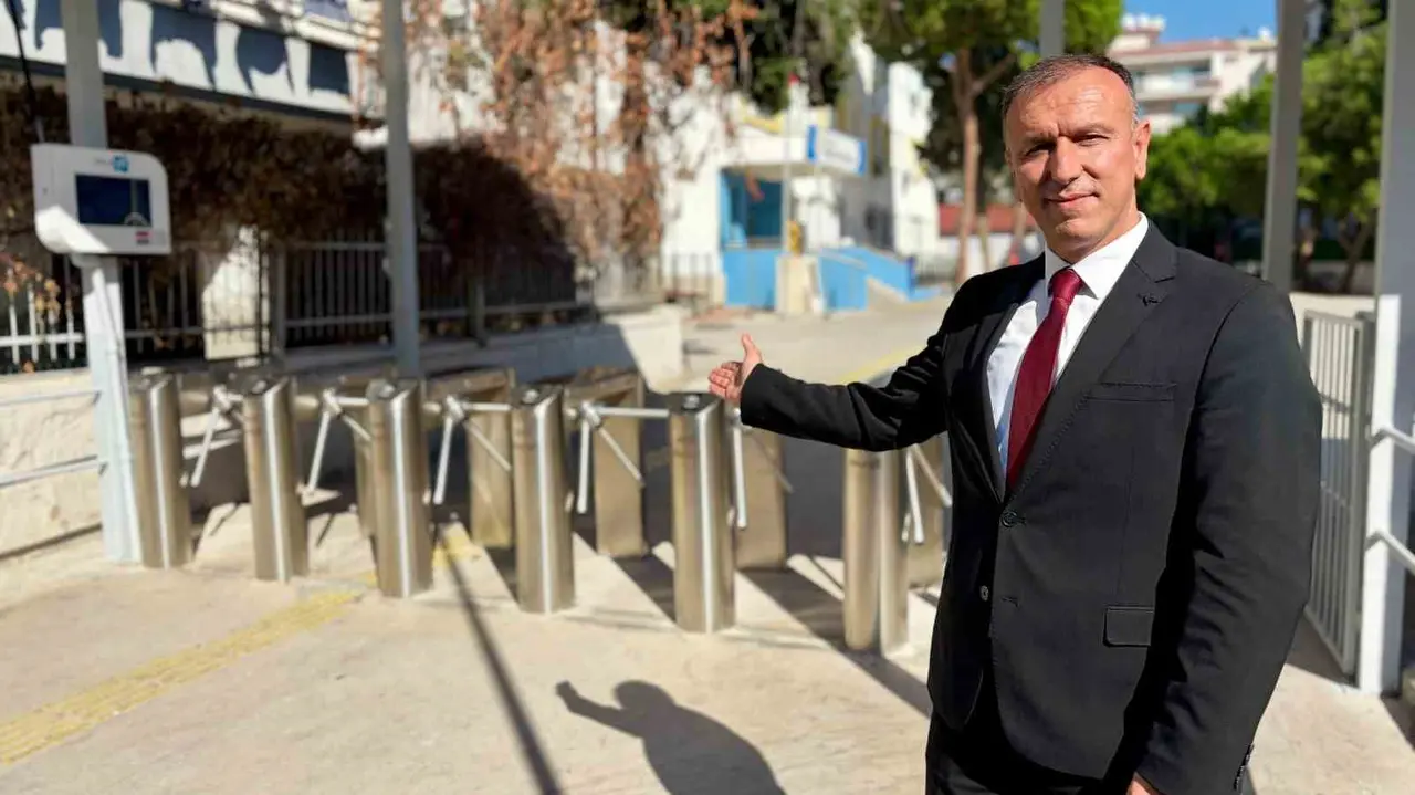 Kameralı turnike sistemiyle veliler çocuklarını anlık takip edebiliyor