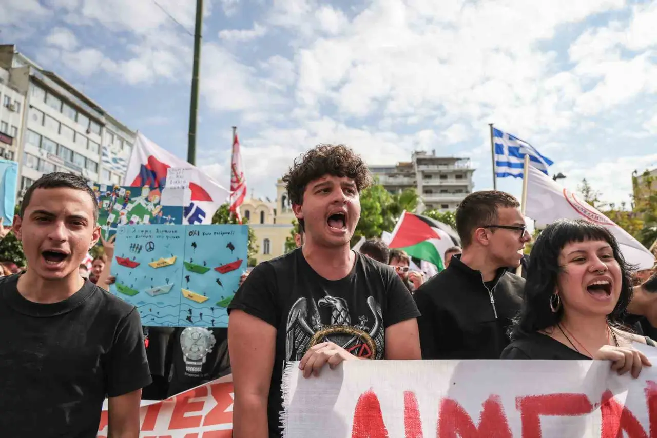 Liman işçileri, savaşa karşı 22 ülkede greve gitti