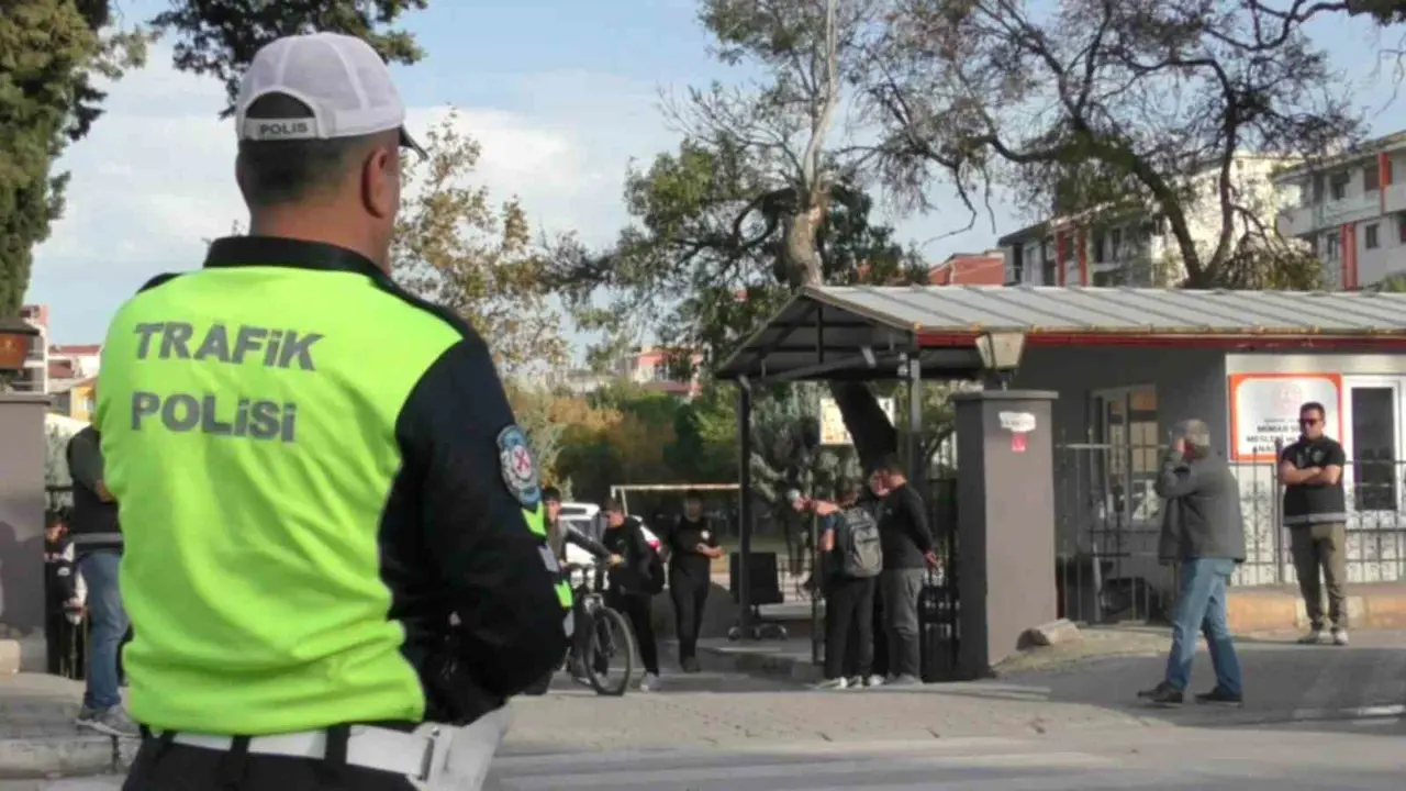 Balıkesir’de okul ve yurt çevrelerinde güvenlik denetimleri sürüyor