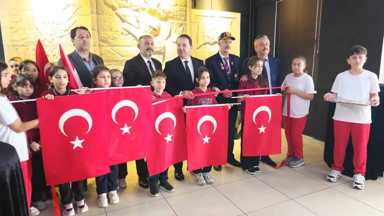 Zonguldak’ta öğrencilerin hazırladığı Çanakkale rölyefi açıldı