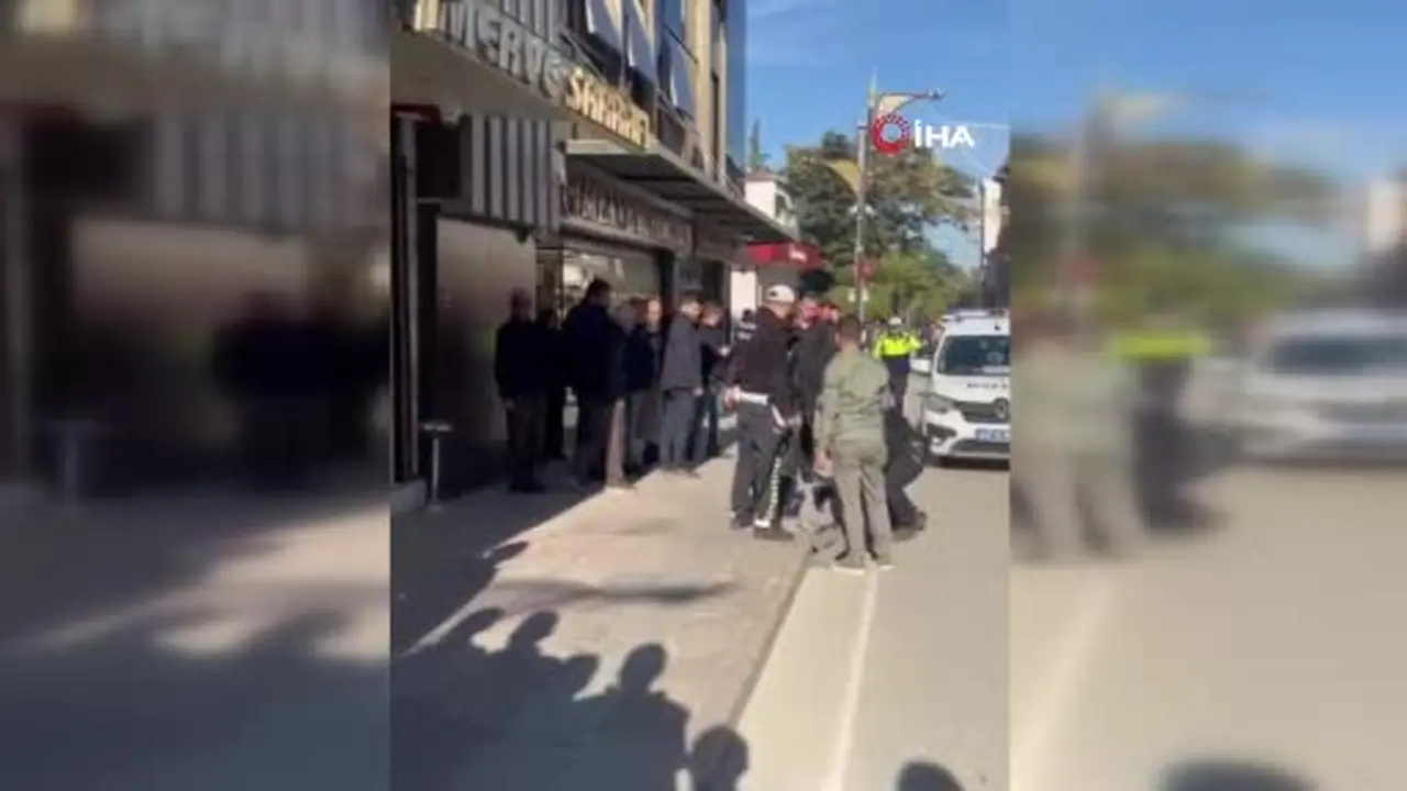 Kıraathaneye tüfekli saldırı: 1 ölü, 1 yaralı
