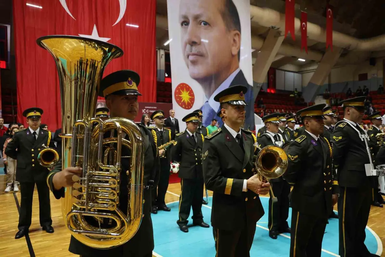Adana’da Cumhuriyet’in 103. yılı coşkuyla kutlandı