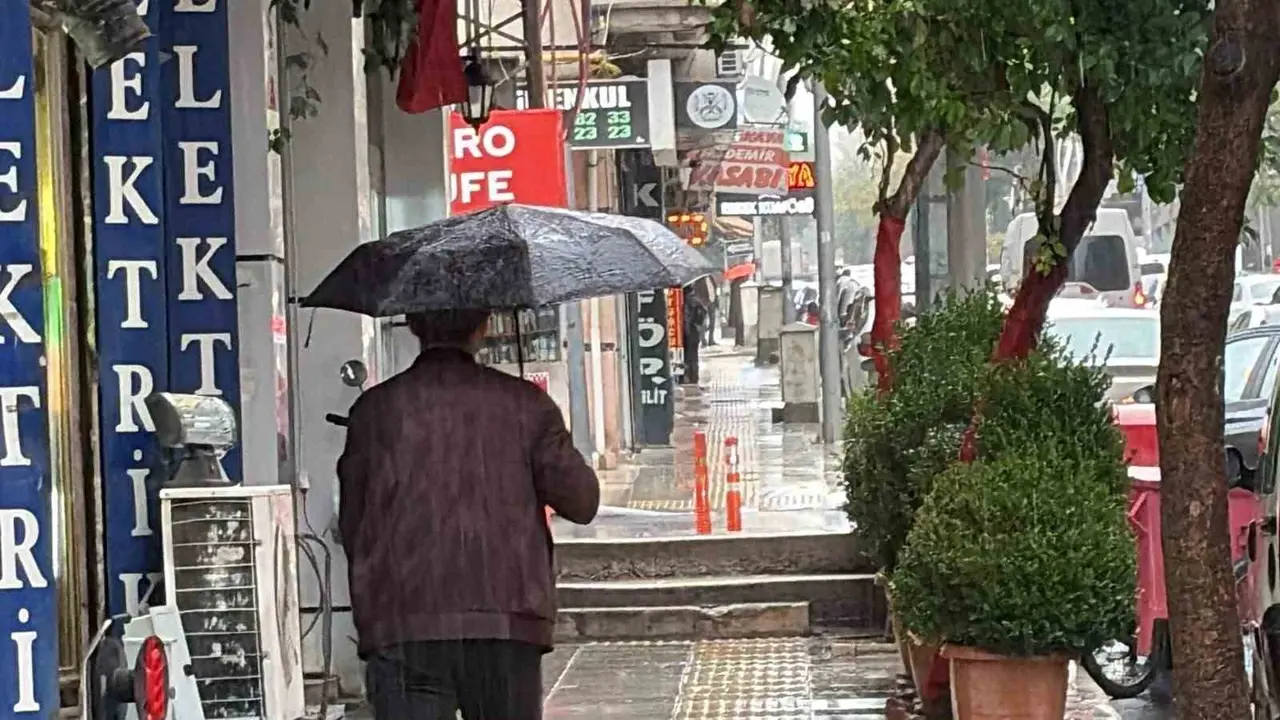 Elazığ’da sağanak yağış etkili oldu