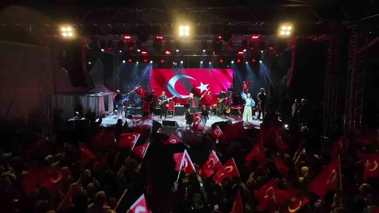 Kağıthaneliler Cumhuriyet Bayramı’nı konserle kutladı