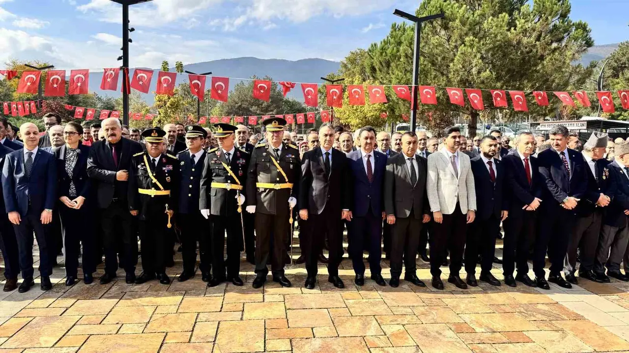 Karabük’te 29 Ekim Cumhuriyet Bayramı törenleri başladı