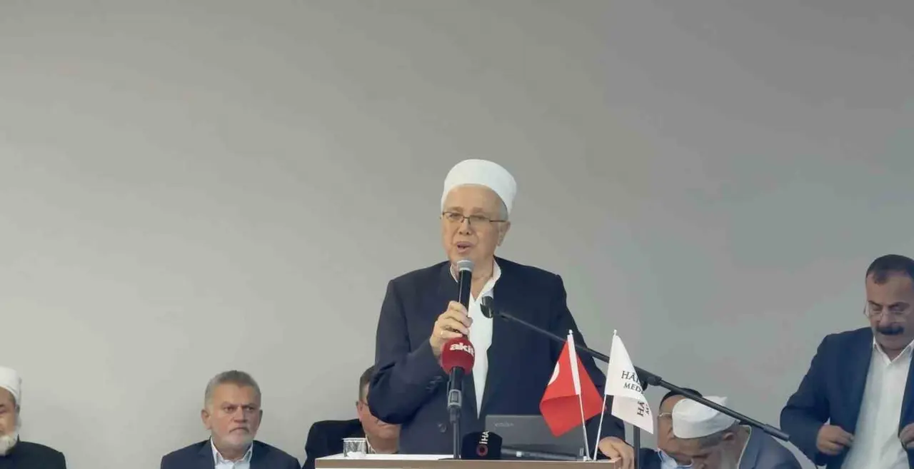 Arnavutköy’de 49 hafız icazet aldı