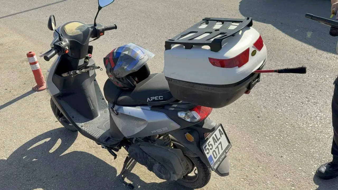 Samsun’da motosiklet devrildi, sürücü yaralandı