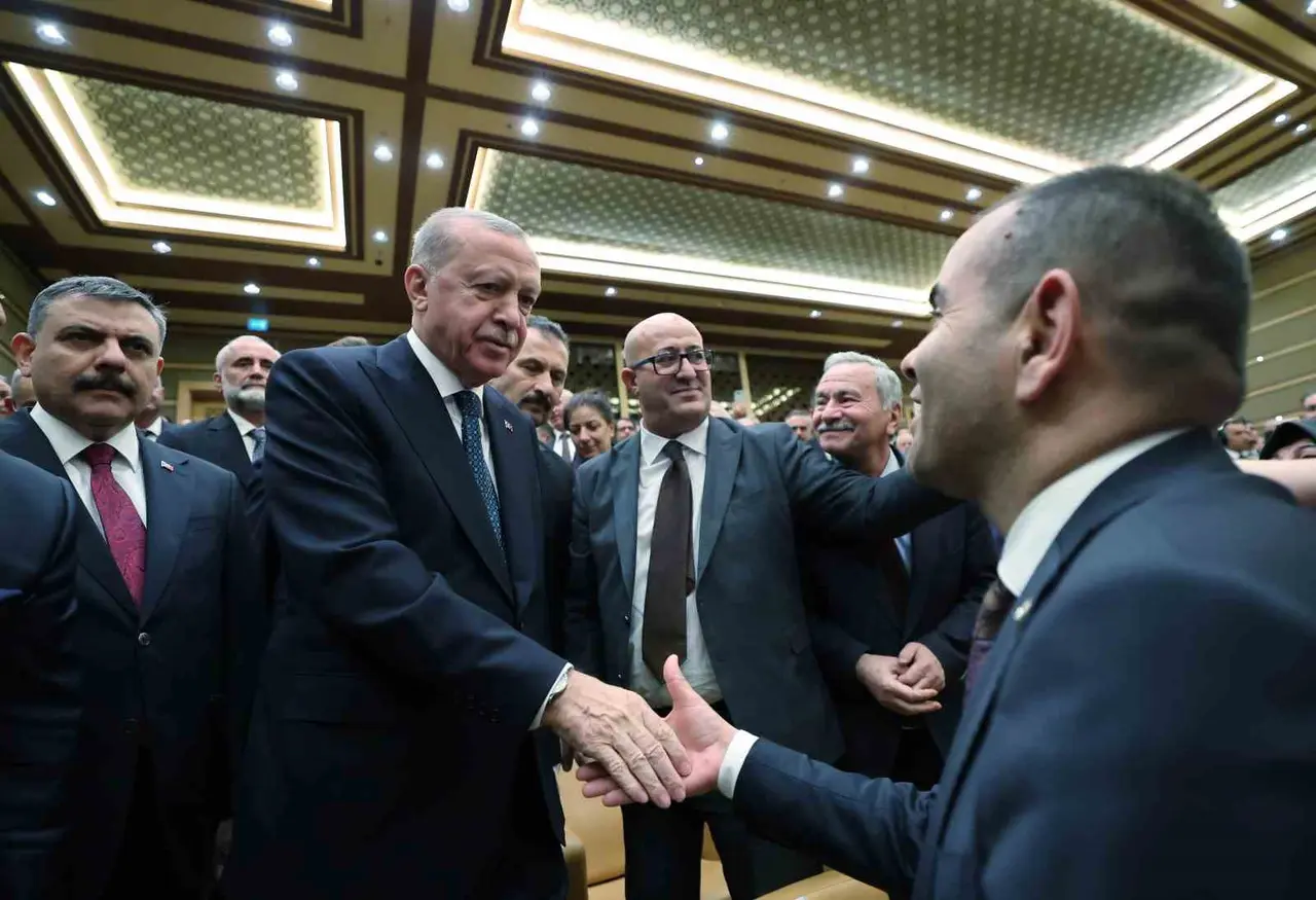 Cumhurbaşkanı Erdoğan: "Dünyayı sömürerek, bölgemizi kan deryasına çevirerek kendilerine refah düzeni kurmak isteyenlere boyun eğmeyeceğiz"