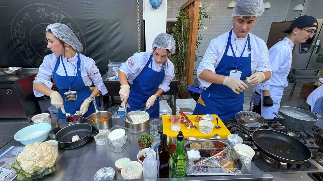Kazdağları Gastronomi Festivali Edremit’te başladı