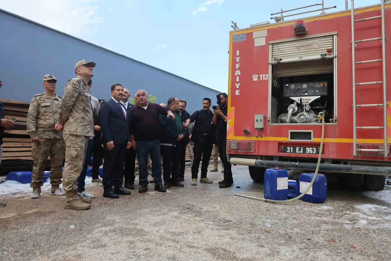 Alevlere teslim olan fabrikada Vali Masatlı incelemelerde bulundu