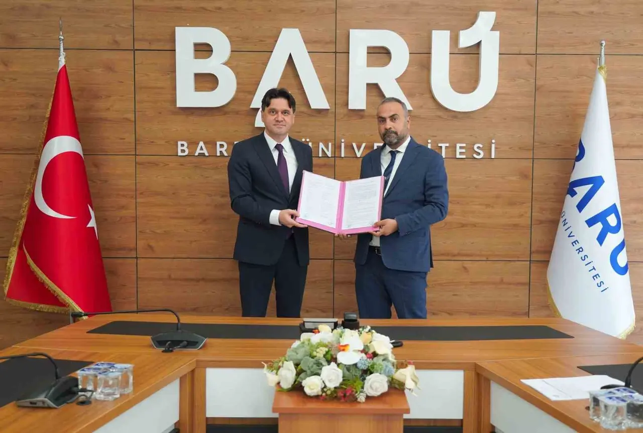 BARÜ’de 615 öğrenci iş hayatına atılacak