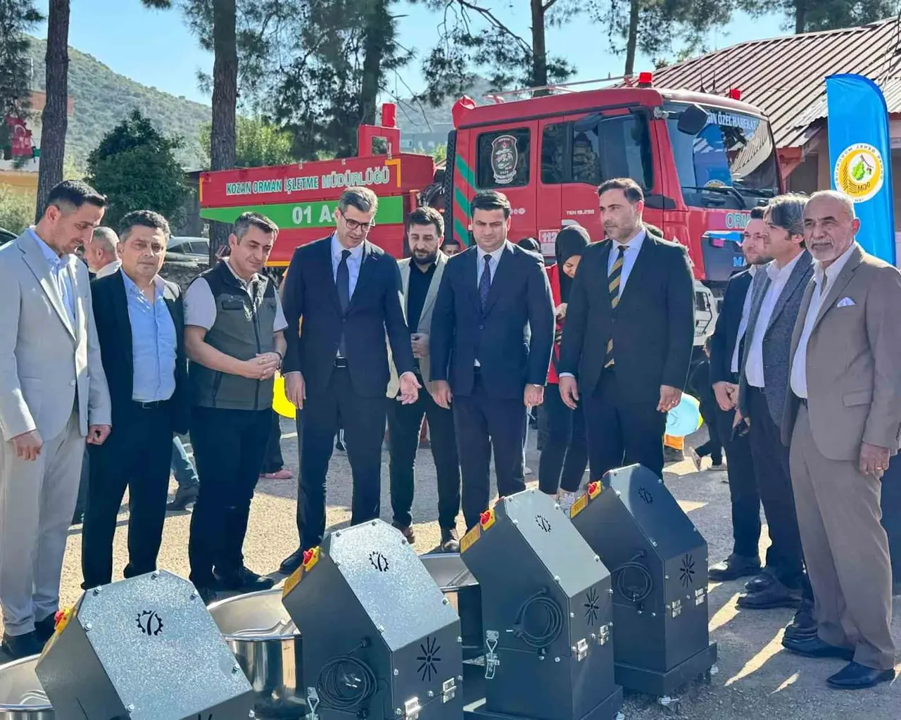 Kozan’da 27 kadına 840 bin liralık makine desteği