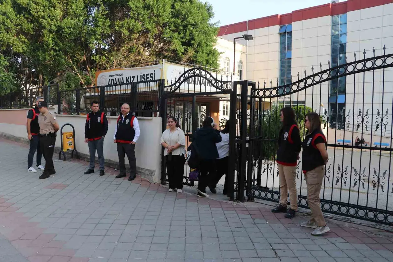 Adana’da bin 104 okulda güvenlik denetimi gerçekleştirildi