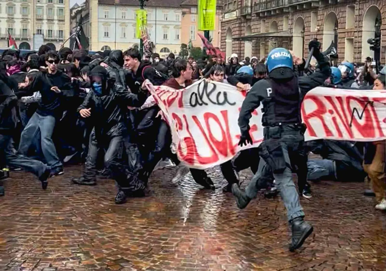 İtalya protestolarında 271 kişiye gözaltı