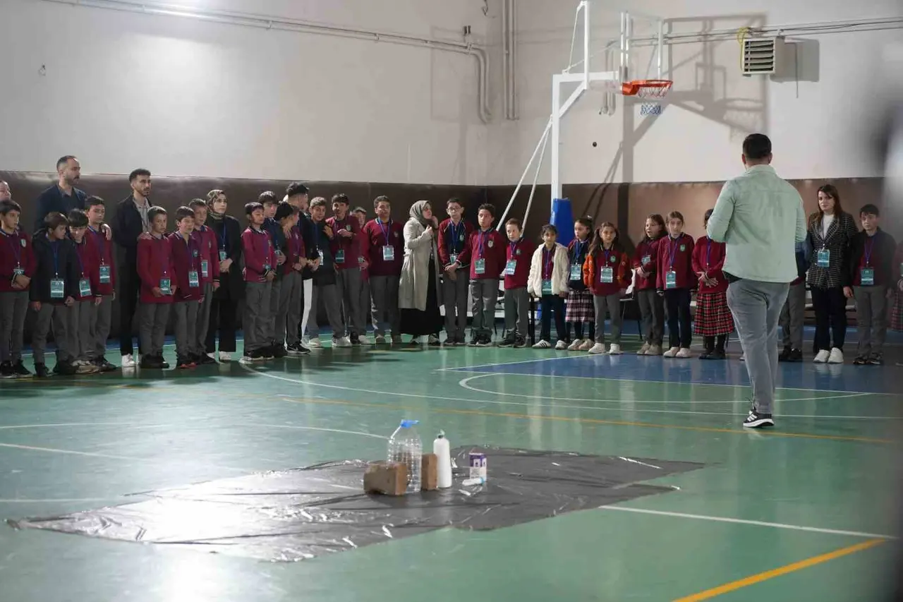 Bayburt’un köy okullarında teknoloji yolculuğu sürüyor