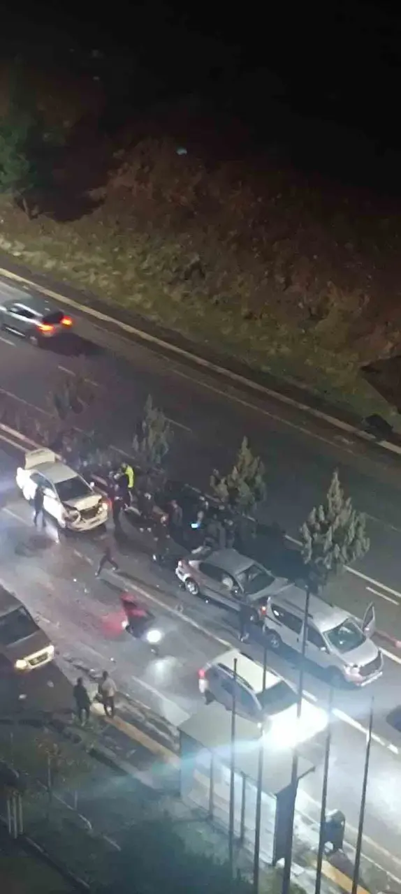 Siirt’te zincirleme trafik kazası: 2 yaralı