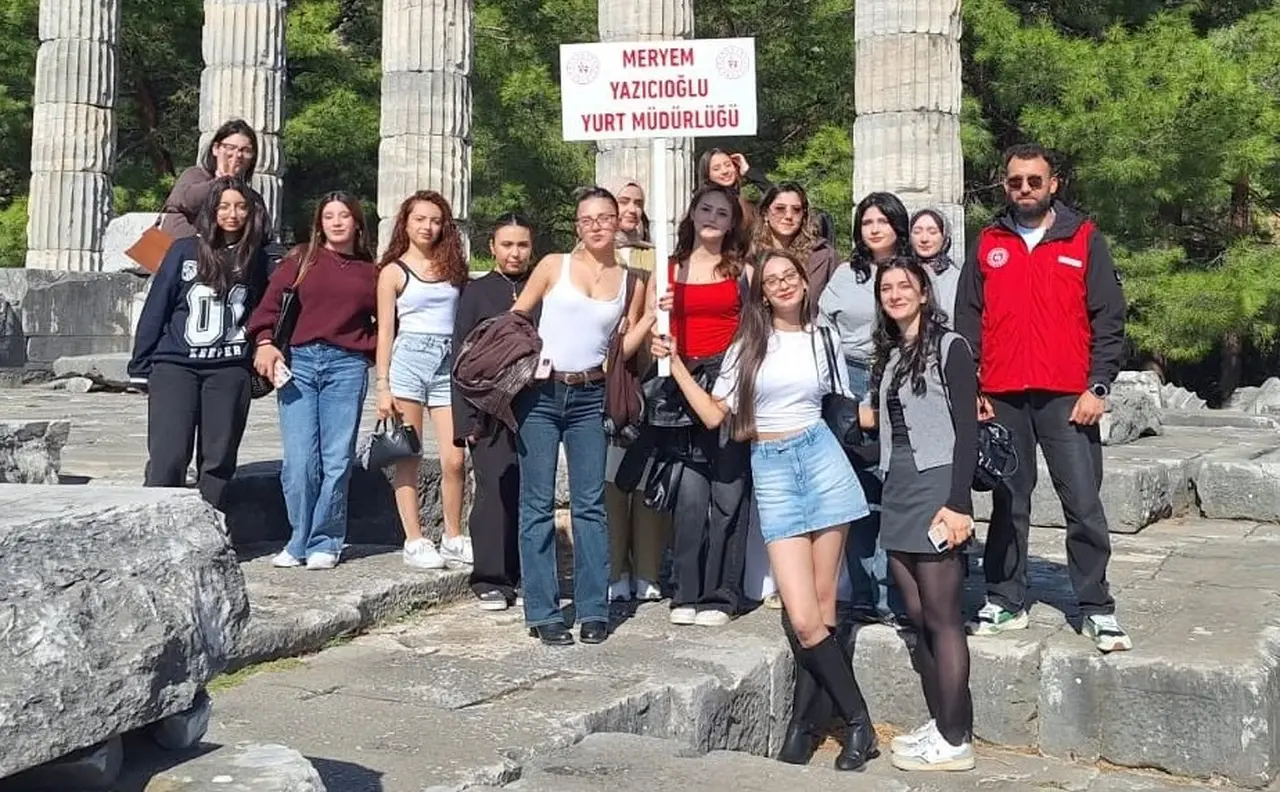 Aydın’da üniversite öğrencileri tarih ve doğayla buluştu