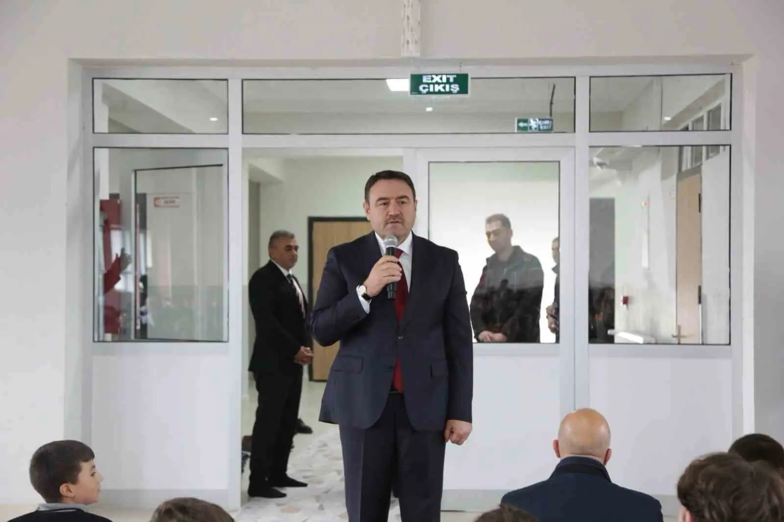 Vali Musa Işın, imam hatip lisesi öğrencileriyle buluştu