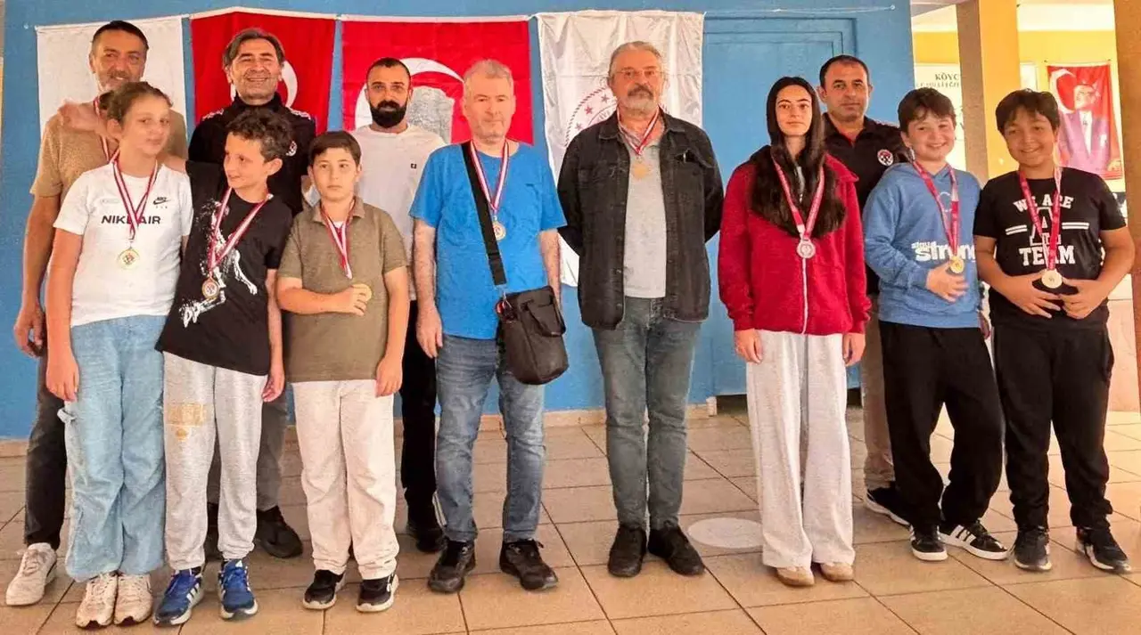 Köyceğiz’de Cumhuriyet coşkusu satrançla buluştu