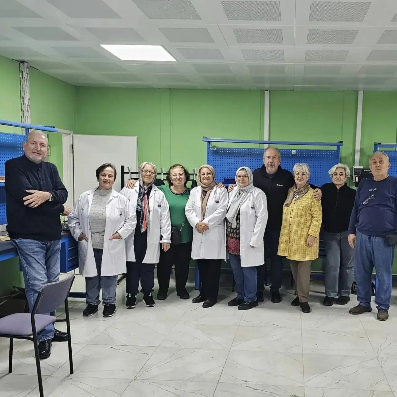 Sinop’ta kıdemli gençler ahşabı sanata dönüştürüyor