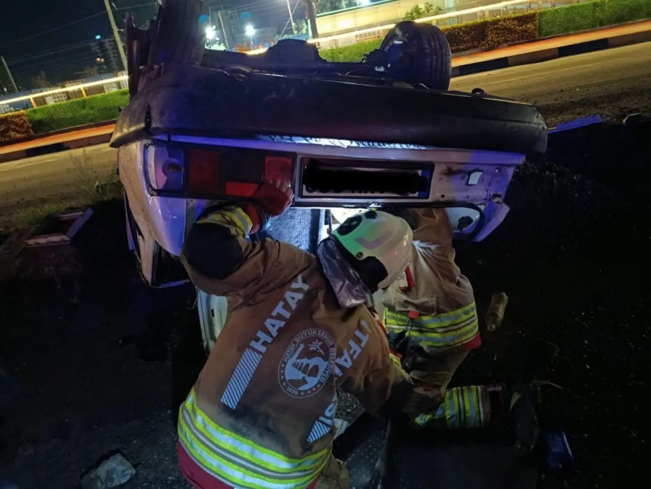 İskenderun’da otomobil takla attı: 3 yaralı