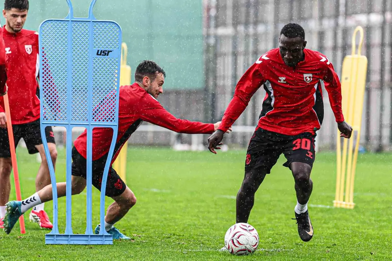 Samsunspor, kötü gidişe Başakşehir FK karşısında dur demek istiyor