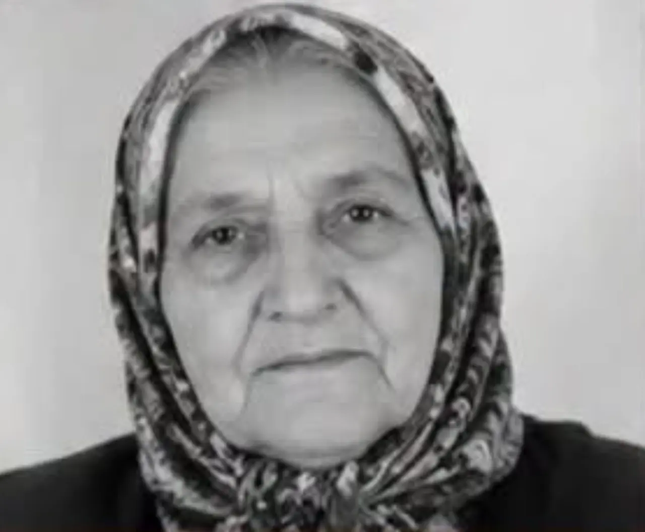 Zonguldak’ta çöken binada hayatını kaybeden yaşlı kadın son yolculuğuna uğurlandı