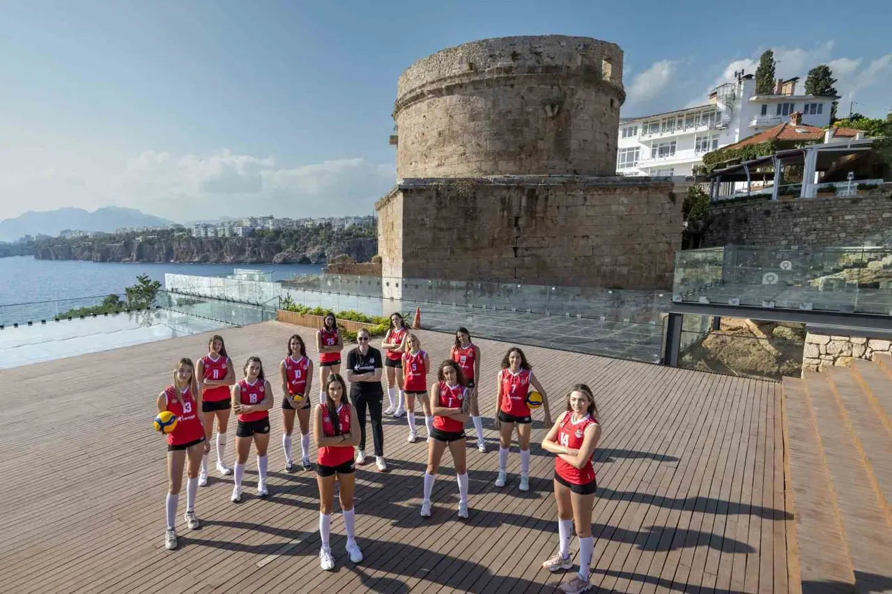 Muratpaşa’nın Sultanları, Manavgat karşısında