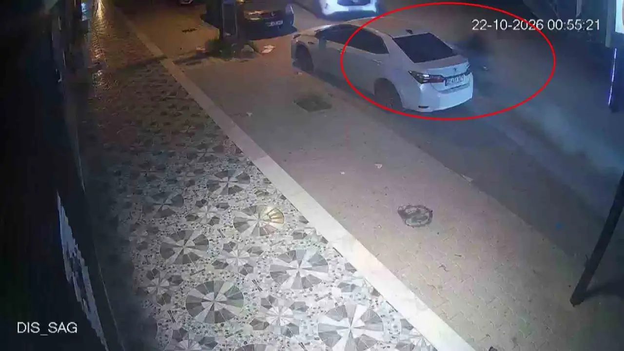 Çalıntı motosikletle polisten kaçan şahıs, metrelerce havaya uçtuktan sonra yaya olarak kaçışını sürdürdü