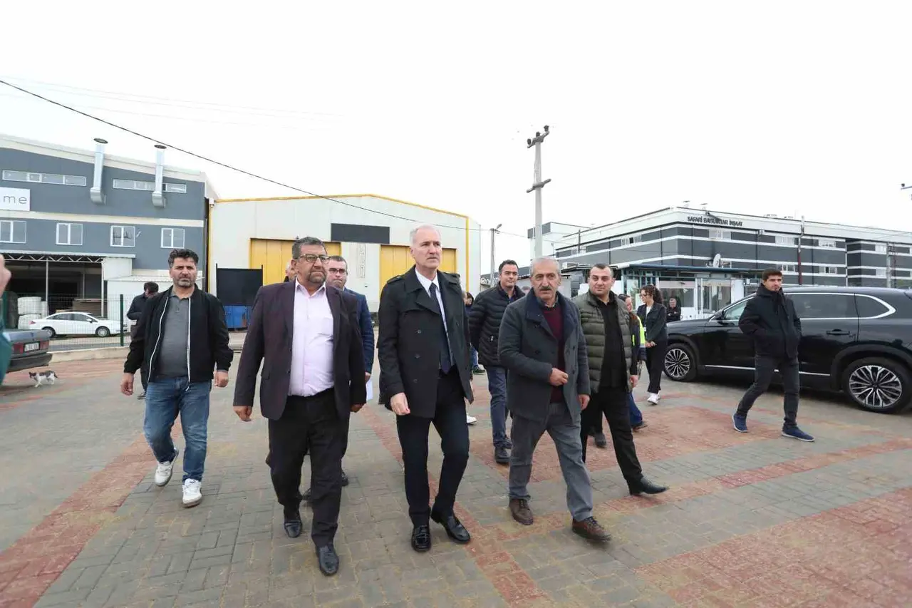Cumhuriyet mahallesinde 32 araçlık otopark uygulaması tamamlandı