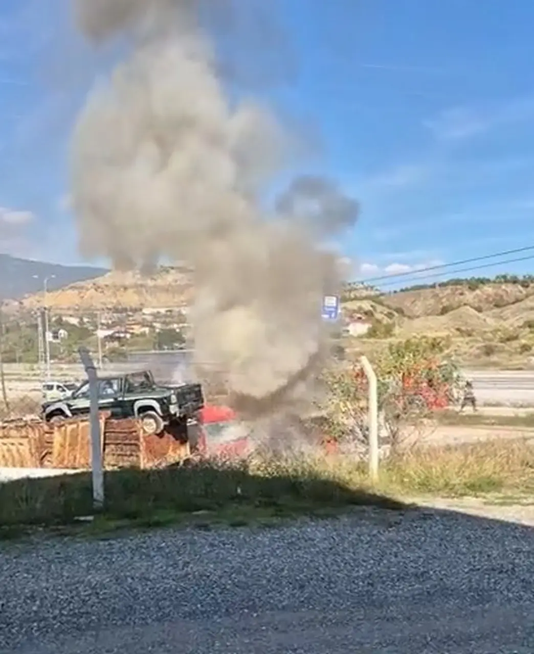 Kastamonu’da park halindeki tanker alev alev yandı