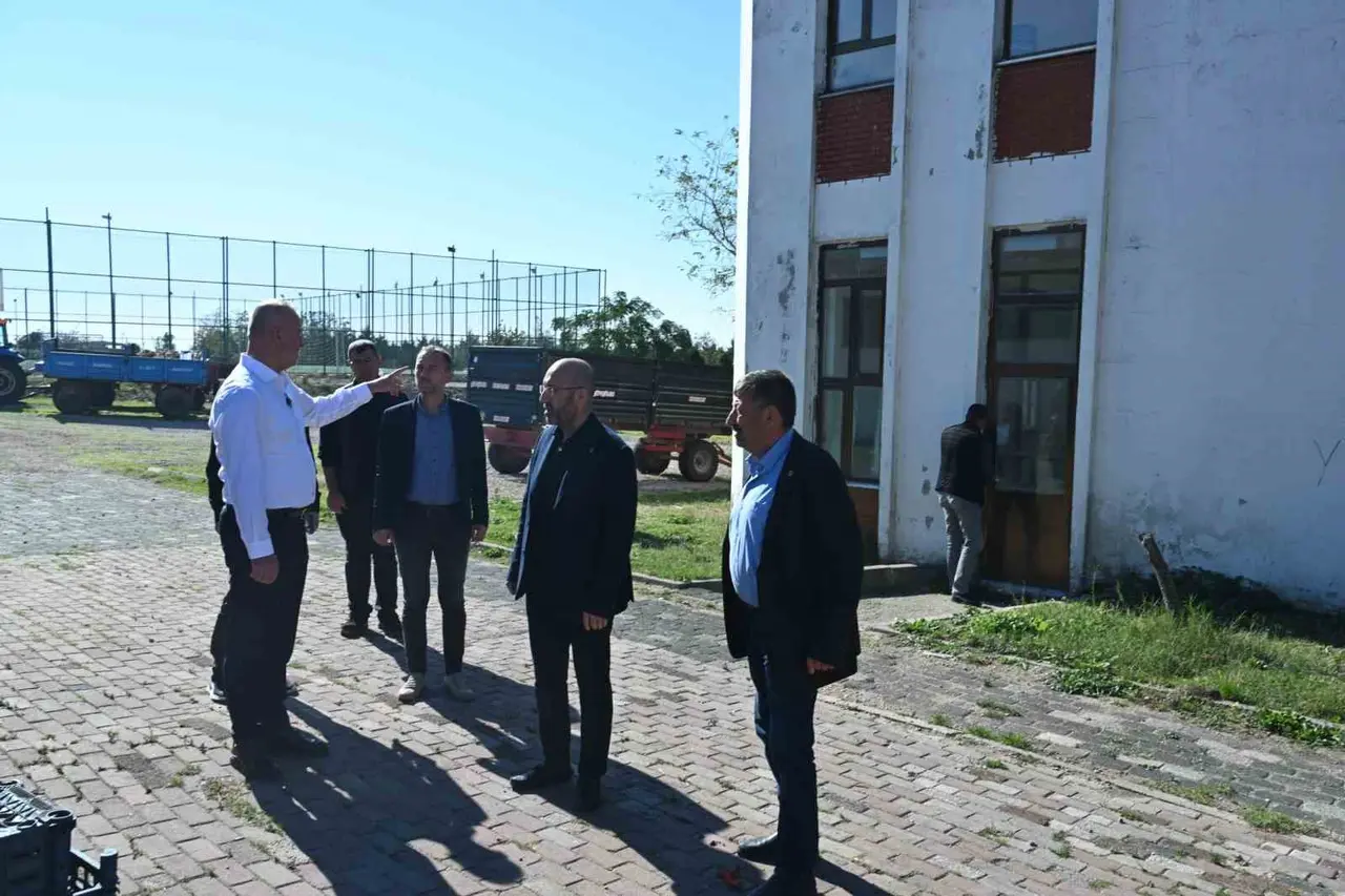 Başkan Karabatı’dan kırsal mahallelere ziyaret
