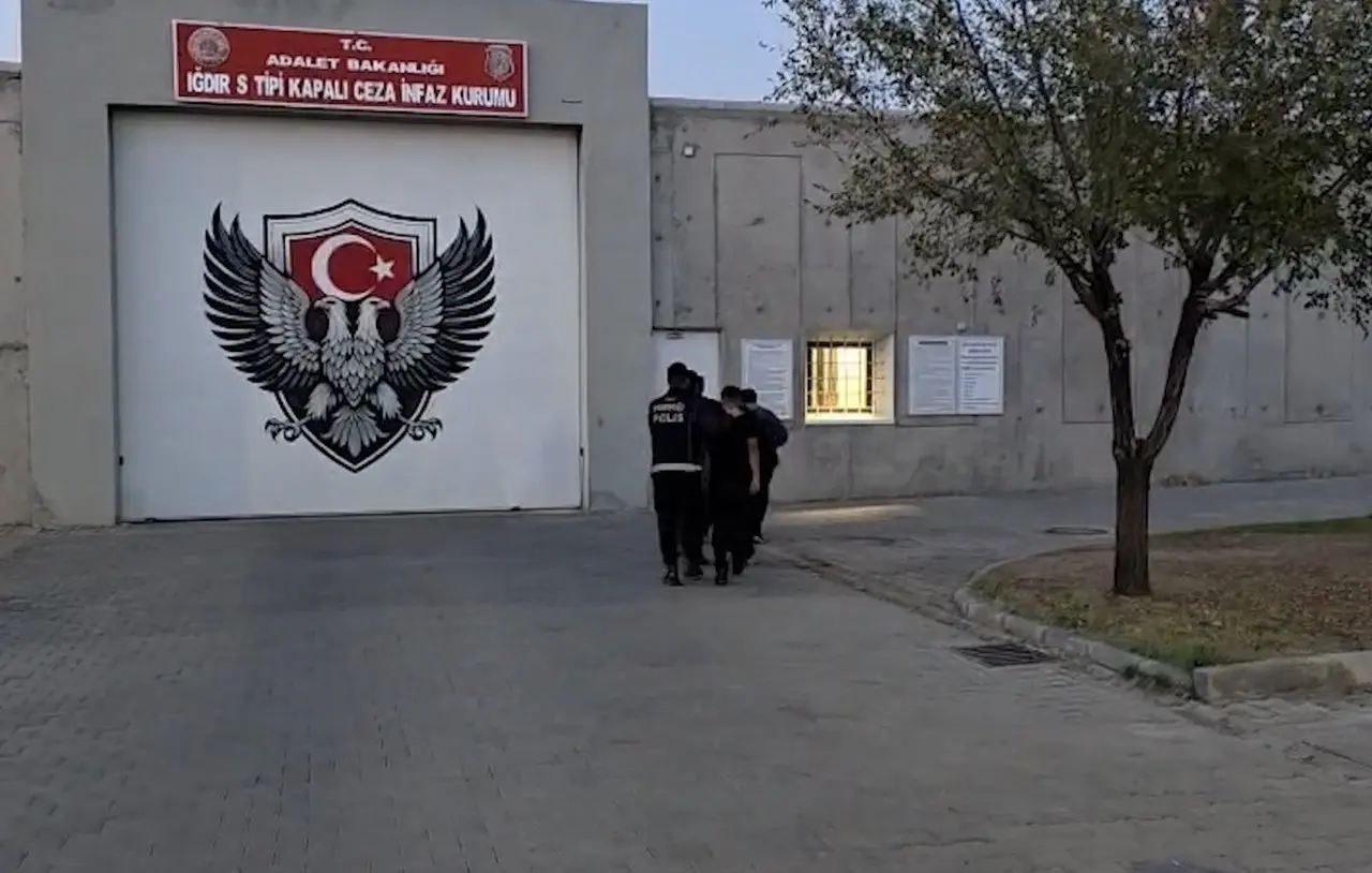 Iğdır’da uyuşturucu operasyonu: 3 şüpheli tutuklandı