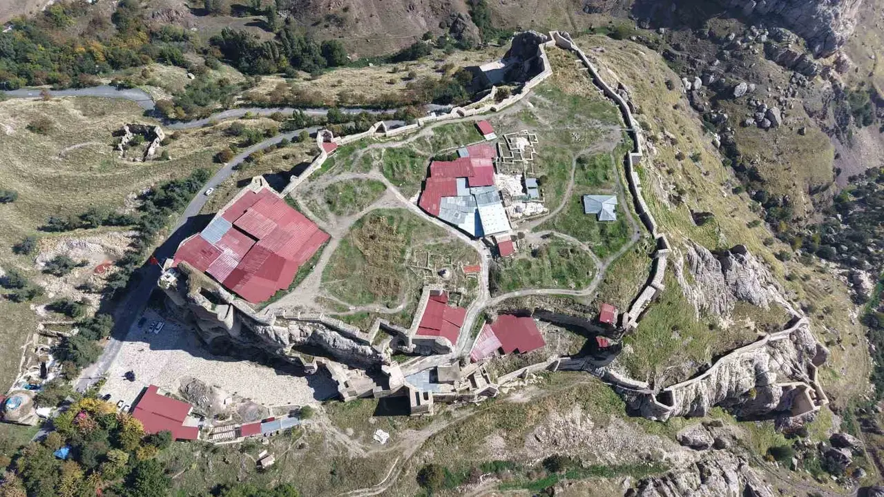 Elazığ’da 940 yıllık cami, restorasyonun ardından ibadete açıldı