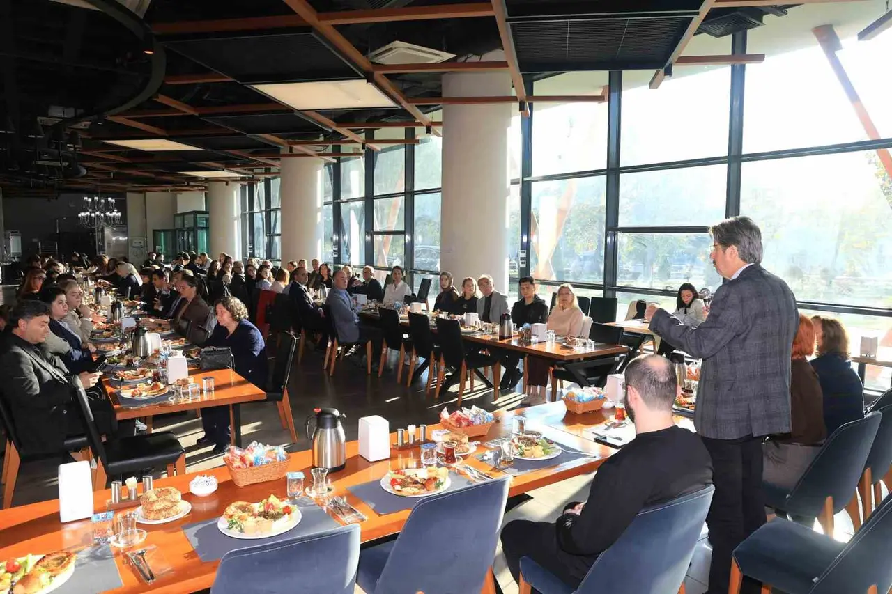 BUÜ’de akademik başarı buluşmaları devam ediyor