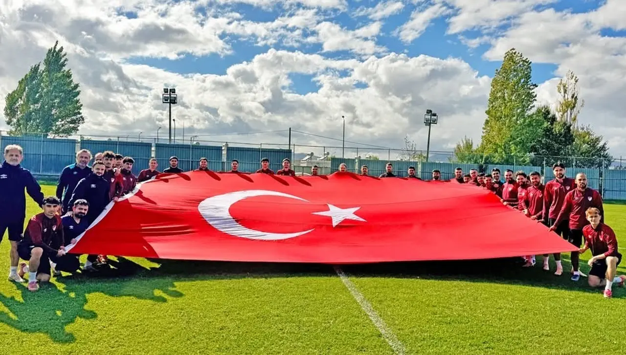 Elazığspor Teknik Direktörü Bozkurt: "Kazanmak dışında bir düşüncemiz yok"