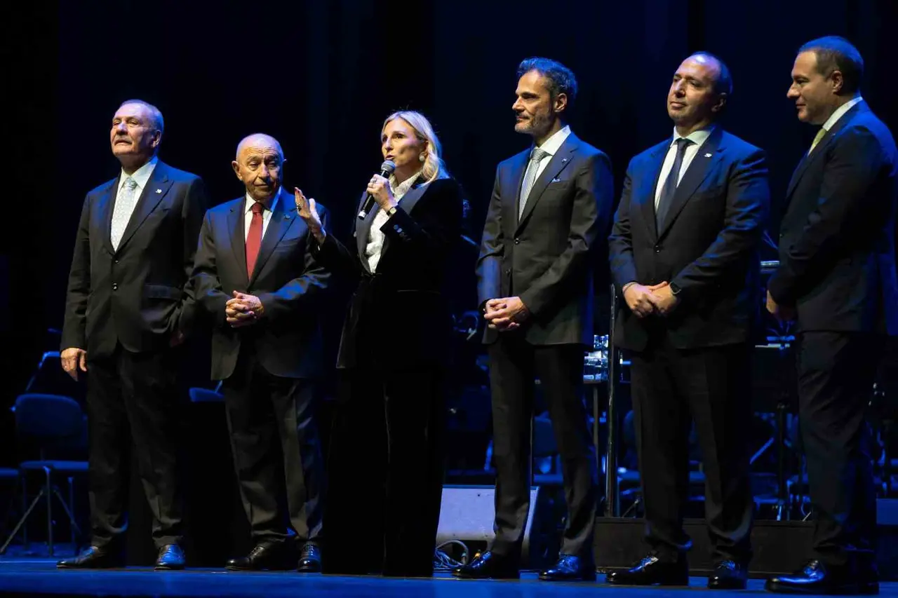Limak 50’nci yılını İstanbul’da özel bir geceyle kutladı