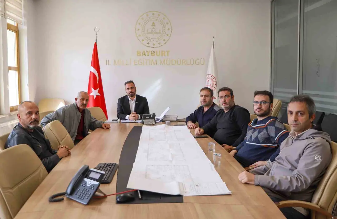Öğrenci yurdunun güçlendirme projesi için teknik toplantı yapıldı