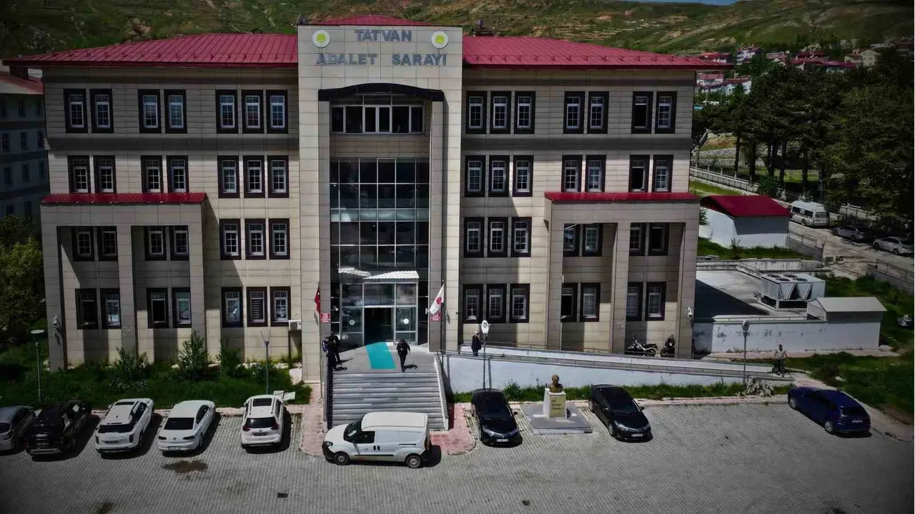 Tatvan’da asılsız sosyal medya paylaşımına gözaltı kararı