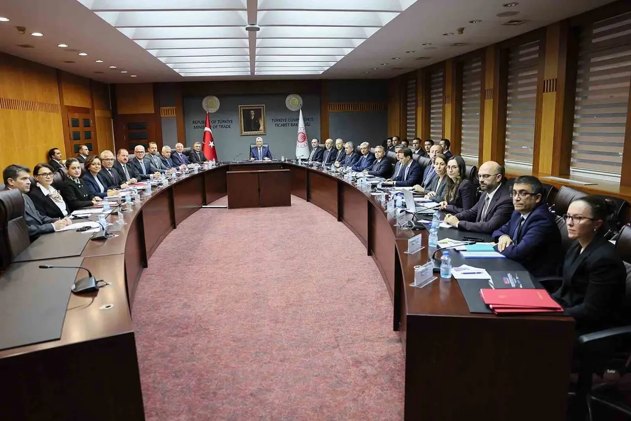 Bakan Bolat: "Türk otomotiv sanayisinin Avrupa Birliği’nin Sanayi Hızlandırma Yasası Taslağı’na dâhil edilmesi için girişimlerimizi sürdüreceğiz"