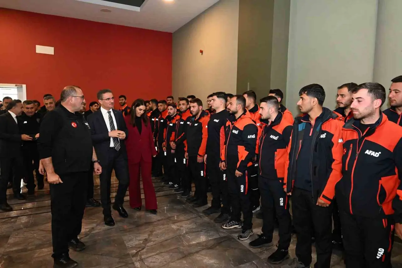 "Hayatımız Sallanmasın" ile öğrencilere afet farkındalığı