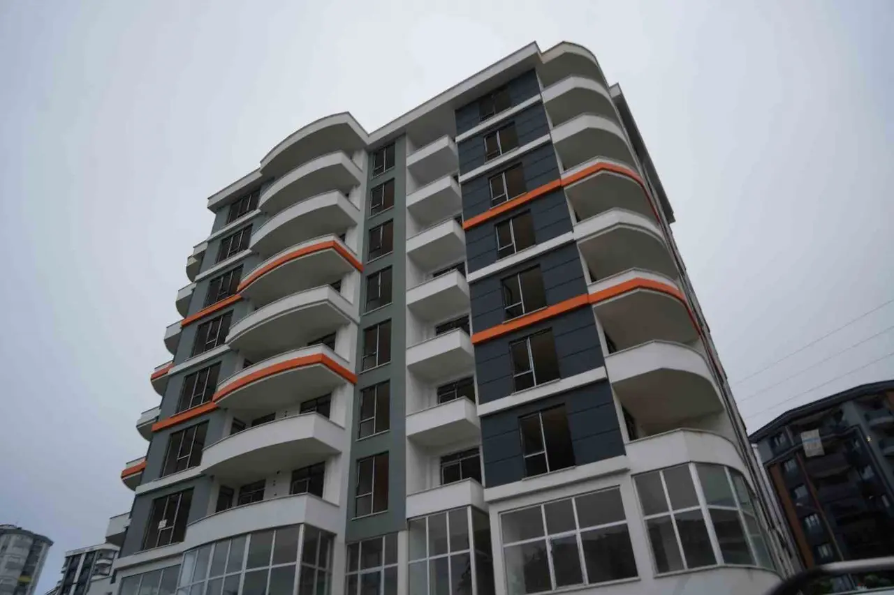 Samsun’da müteahhit ile kooperatif arasındaki uyuşmazlık 80 aileyi mağdur etti