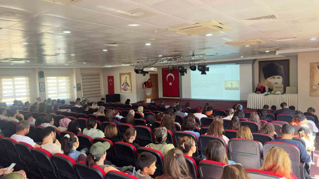 Muğla’da öğretmenlere terörle mücadele bilgilendirmesi