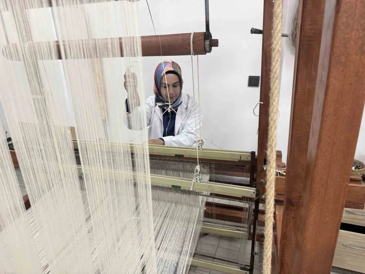 Siirt’te kadın kilim ustasının keten dokuma yolculuğu